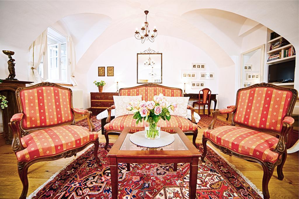 Salzburg Place To Stay Bagian luar foto